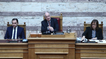 Τασούλας προς βουλευτές ΣΥΡΙΖΑ: Μην αντιδράτε, θα ανακοινώσει κι άλλα