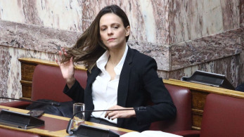 Αχτσιόγλου κατά Κασσελάκη: Ας ενημερωθεί για τη σύγχρονη ιστορία της Αριστεράς
