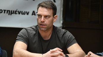 Στέφανος Κασσελάκης: μαραμένα τα γιούλια και οι βιόλες