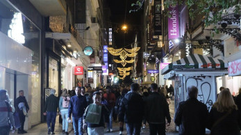 Πάσχα: πώς θα λειτουργήσουν καταστήματα, σούπερ μάρκετ και λαϊκές - Αλλαγές στα μέσα μεταφοράς