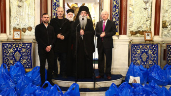 5.000 γεύματα αγάπης μοίρασε ο Ολυμπιακός στην Ιερά Μητρόπολη Πειραιά