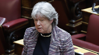 Λινού κατά Πολάκη για τα εμβόλια
