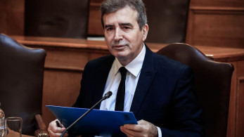 Τηλεδιάσκεψη Χρυσοχοΐδη με 2.500 αστυνομικούς - Τέσσερα νέα μέτρα για την ενδοοικογενειακή βία