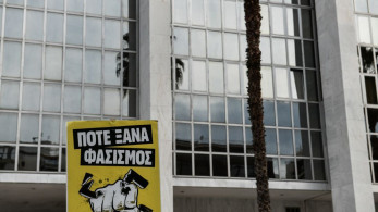 Spiegel: το παράδειγμα της Ελλάδας κατά της ακροδεξιάς