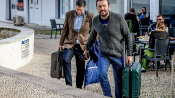 Σπέτσες: Ξεκίνησε η «σχολική εκδρομή» του ΣΥΡΙΖΑ - Χαμός στα σόσιαλ