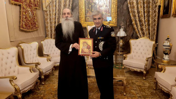 Πειραιάς: ο νέος γενικός αστυνομικός διευθυντής στον μητροπολίτη Σεραφείμ