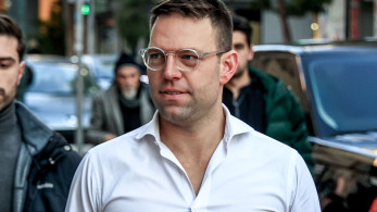 Ο Κασσελάκης τώρα μιμείται και τον Χριστόδουλο: «Ο κόσμος μού λέει σε πάω πολύ»