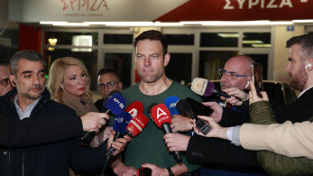 Σύριζα: θεατρική ομάδα που ανεβάζει αποκλειστικά κωμωδίες