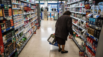 Μειώσεις από σήμερα στα ράφια των σούπερ μάρκετ - Τα 7 είδη και τα 108 brands που πωλούνται φθηνότερα
