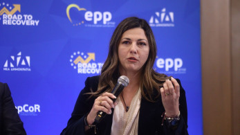 Ζαχαράκη για σεξιστική επίθεση Τζήμερου: Με επηρέασε κυρίως ότι το 2023 παρέμεναν τόσο βαθιές προκαταλήψεις