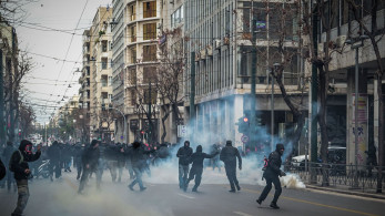 Να τελειώνουμε με τους μπαχαλάκηδες
