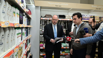 Κώστας Σκρέκας: Έως και 20% οι μειώσεις τιμών σε πολλά προϊόντα