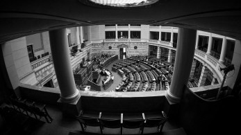 Ρελάνς ΣΥΡΙΖΑ στον Ανδρουλάκη: για ποιον λόγο ζήτησε ονομαστική ψηφοφορία;