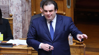 Πιερρακάκης: «Δεν εκβιάζομαι από κανέναν» - Καταδικάζουν τα κόμματα της Βουλής