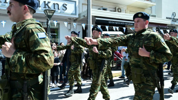 Φαντάρος Κασσελάκης: κωμωδία