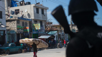 Ένοπλη επίθεση συμμοριών στη μεγαλύτερη φυλακή της Αϊτής – Απέδρασαν κρατούμενοι