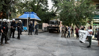 Αρβανίτης, μετρό στα Εξάρχεια και στην κορφή κανέλα