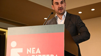 Η κεντροαριστερή πολυκατοικία, ο Χαρίτσης και τα «καρφιά» του σε Κασσελάκη - Ανδρουλάκη