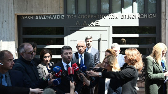 Νίκος Ανδρουλάκης: ο (δημοσκοπικά) πνιγμένος από την... ΑΔΑΕ πιάνεται