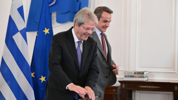 Ο Τζεντιλόνι κατεδαφίζει το αφήγημα της καταστροφολογίας: «αδειάζει» Κασσελάκη-Ανδρουλάκη