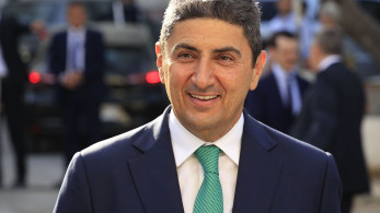 Λευτέρης Αυγενάκης: αποστομωτική απάντηση στον Βελόπουλο για τα... λουλούδια