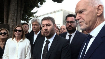Μπρα ντε φερ Ανδρουλάκη - οικογένειας Παπανδρέου για την Ευρωβουλή