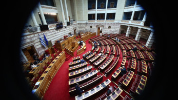 Σήμερα η ψήφιση του νομοσχεδίου για τον κατώτατο μισθό - Δίχτυ ασφαλείας για τους εργαζόμενους