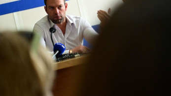 Ο «εν μέρει» πρόεδρος Κασσελάκης δικαιώνει τον Άδωνι
