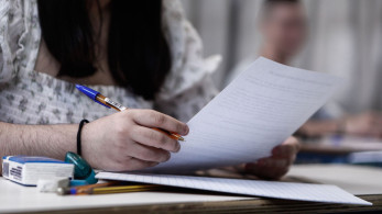 Αντίστροφη μέτρηση για τα αποτελέσματα των Πανελλαδικών Εξετάσεων - Δυνατότητα για αποστολή των βαθμών με SMS