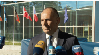 Μήνυμα Γεραπετρίτη στη Βόρεια Μακεδονία: «Κατάφωρη παραβίαση» της Συμφωνίας των Πρεσπών