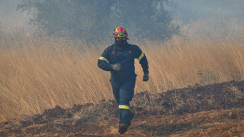 Φωτιά στην Εύβοια: όχημα εθελοντών τυλίχτηκε στις φλόγες