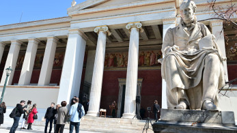 Εκτός καταλόγων 290.000 «αιώνιοι» φοιτητές - Ζαχαράκη: Τα κριτήρια για τη δεύτερη ευκαιρία