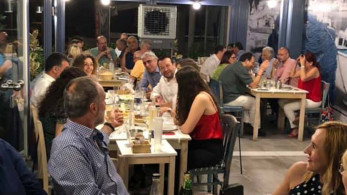 Ο Παύλος (Πολάκης) και οι κολλητοί του το έριξαν έξω