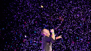 Κυκλοφόρησε το τραγούδι των coldplay που γυρίστηκε στο Ηρώδειο