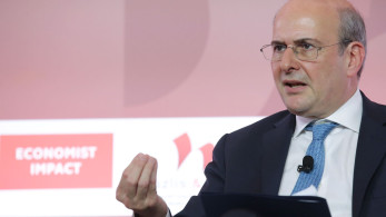 Κωστής Χατζηδάκης: Περαιτέρω μείωση ασφαλιστικών εισφορών και κατάργηση τέλους επιτηδεύματος το 2025