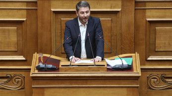 Ο Ανδρουλάκης επισημοποιεί τα «λεφτόδεντρα», ζητώντας Εθνικό Ταμείο Πλούτου