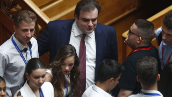 Κυριάκος Πιερρακάκης: Στόχος η μείωση των αναπληρωτών εκπαιδευτικών υπέρ των μόνιμων