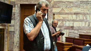 Στο στόχαστρο Πολάκη και η Λινού: Να ζητάει συγγνώμη για τον εαυτό της