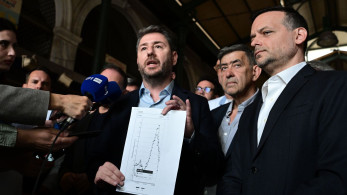 ΠΑΣΟΚ: ντέρμπι Ανδρουλάκη - Δούκα για την ηγεσία σύμφωνα με τη δημοσκόπηση της MRB