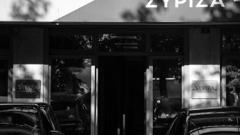 ΣΥΡΙΖΑ: κορόιδεψαν πολλούς, έμειναν με λίγους - «πνίγονται» στην τοξικότητά τους