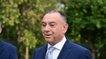 Μάχη κατά της ευλογιάς: σύσκεψη Κέλλα με κτηνοτρόφους στη Φλώρινα