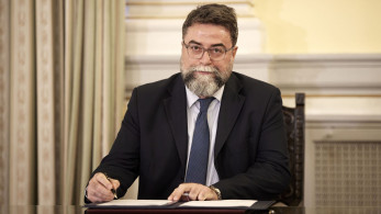 Βασίλης Οικονόμου: Ανατάχθηκαν 10 λεωφορεία και επιστρέφουν στους δρόμους της Αθήνας