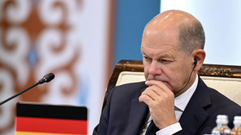 Bild: Η Γερμανία έστειλε αεροπορικώς πίσω στη Σερβία και τα Σκόπια 40 μετανάστες