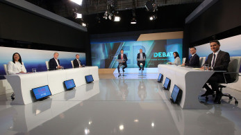 ΠΑΣΟΚ: έξι και όποιος αντέξει…