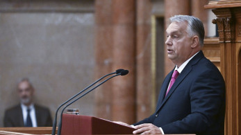 Κομισιόν: παραπέμπει την Ουγγαρία στο Δικαστήριο Ευρωπαϊκών Κοινοτήτων για τον νόμο περί «εθνικής κυριαρχίας»