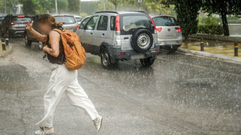 Φθινοπωρινό σήμερα το σκηνικό του καιρού - Πού θα σημειωθούν βροχές, κεραυνοί και χαλάζι
