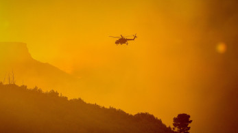 Φωτιά στο Ξυλόκαστρο Κορινθίας: βρέθηκαν δύο νεκροί - Ολονύχτια μάχη με τις φλόγες