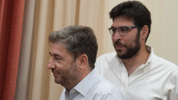 Ανδρουλάκης: δεν θέλει να συριζοποιηθεί το ΠΑΣΟΚ... αλλά βάλλει κατά όσων τον αμφισβήτησαν