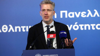 Σκέρτσος: H κυβέρνηση θα εξισώσει τον κατώτατο μισθό δημοσίου και ιδιωτικού τομέα