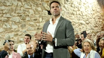 Ο Κασσελάκης προσεγγίζει βουλευτές για τη δημιουργία νέου κόμματος